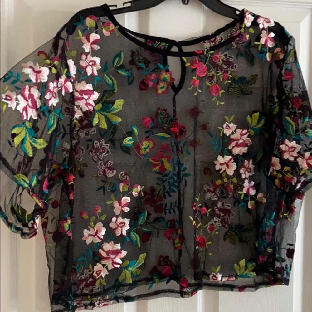 Floral Embroidery Tee